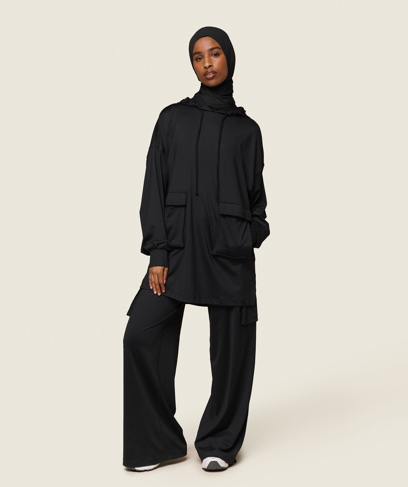 Gymshark GS x Leana Deeb Oversized Hoodie - Black