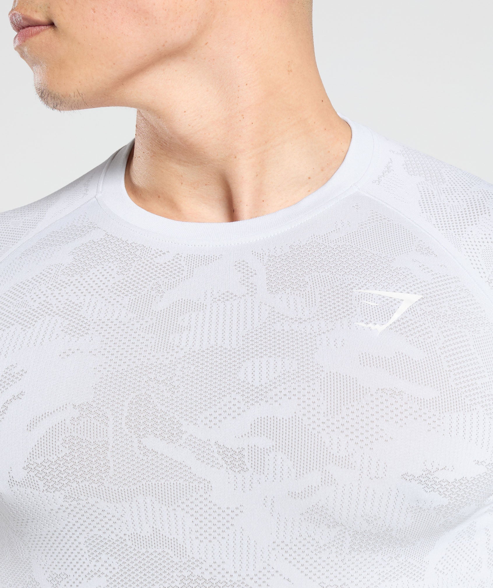Gymshark Geo Seamless Long Sleeve T-Shirt - White/Light Grey