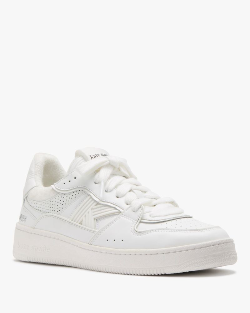 93 Kicks Sneakers
