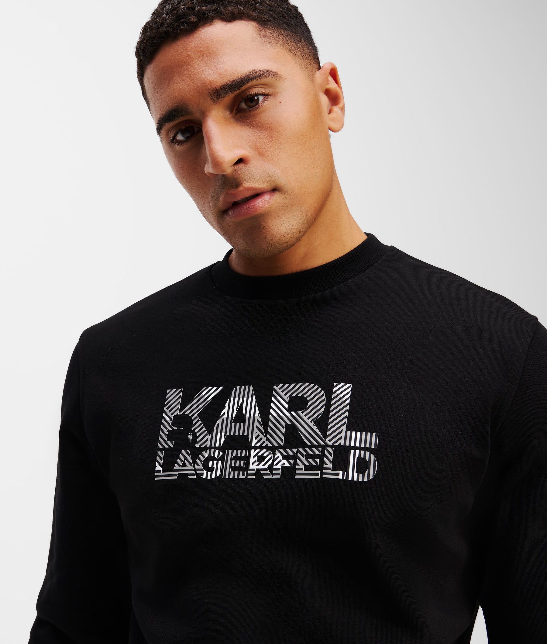 LOGO SWEATSHIRT
