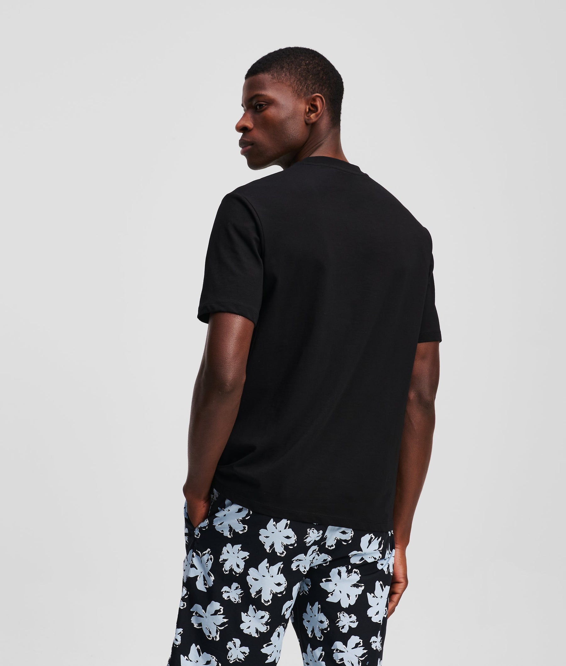 FLOWER PRINT T-SHIRT