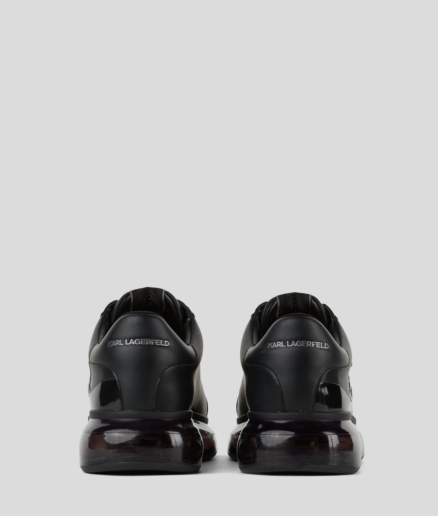 KAPRI KUSHION SIGNIA SHINE trainers