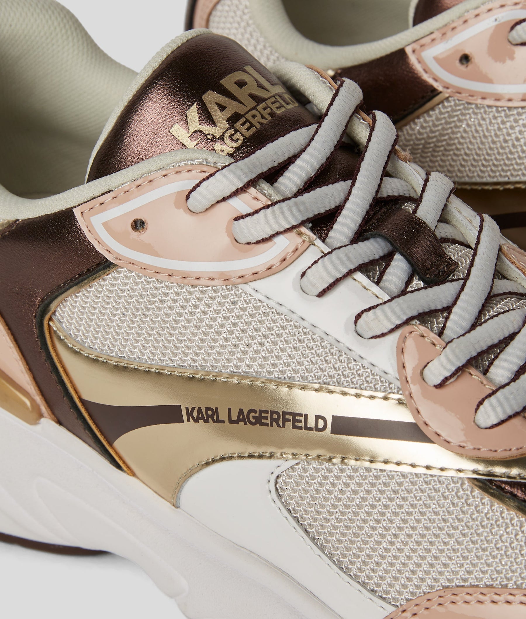 KOMET METALLIC TRAINERS