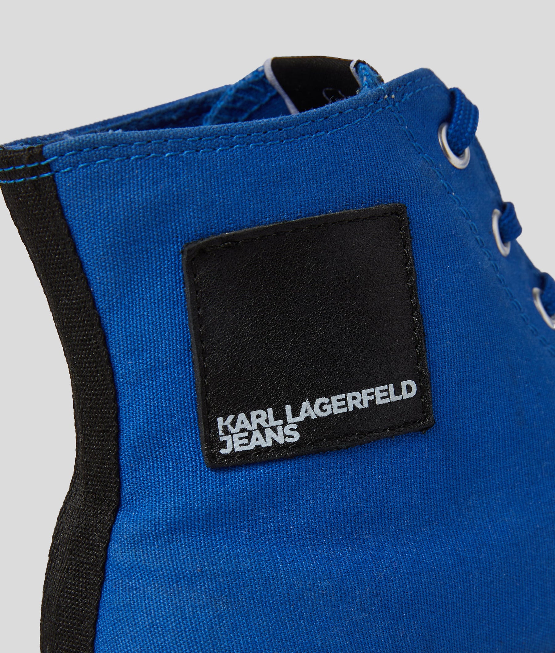 Kampus III High-Top Trainers