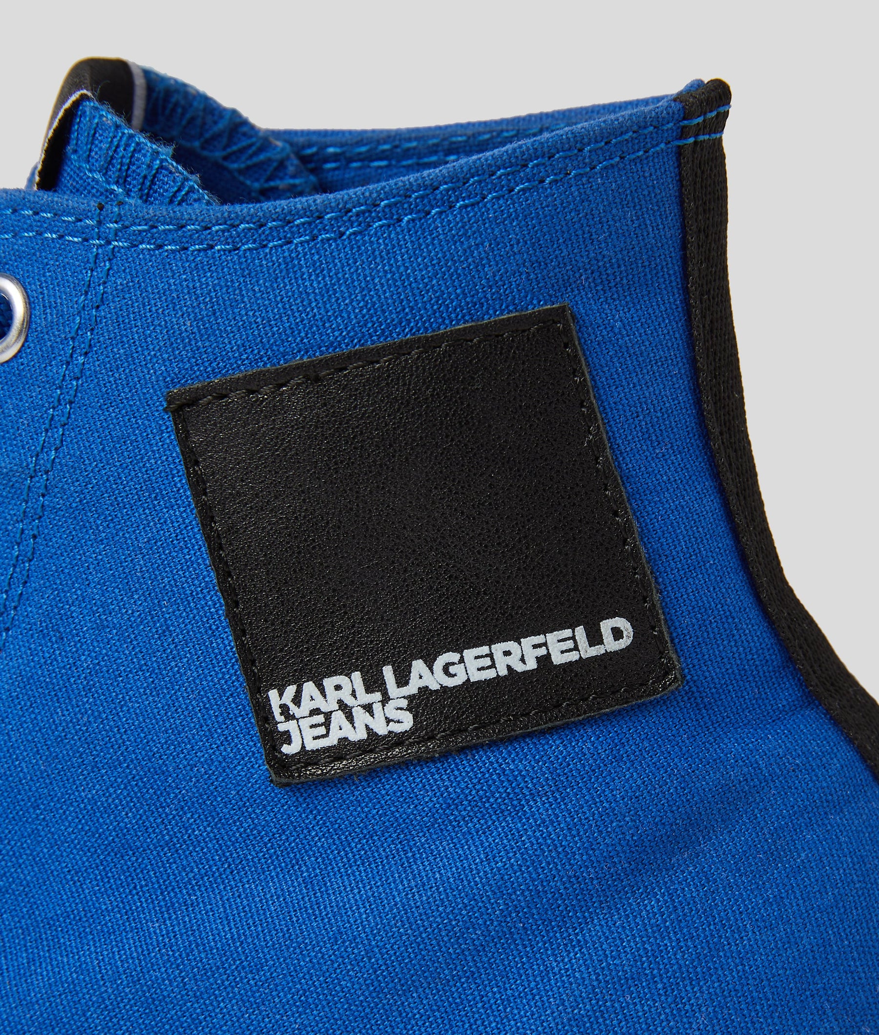 Kampus III High-Top Trainers