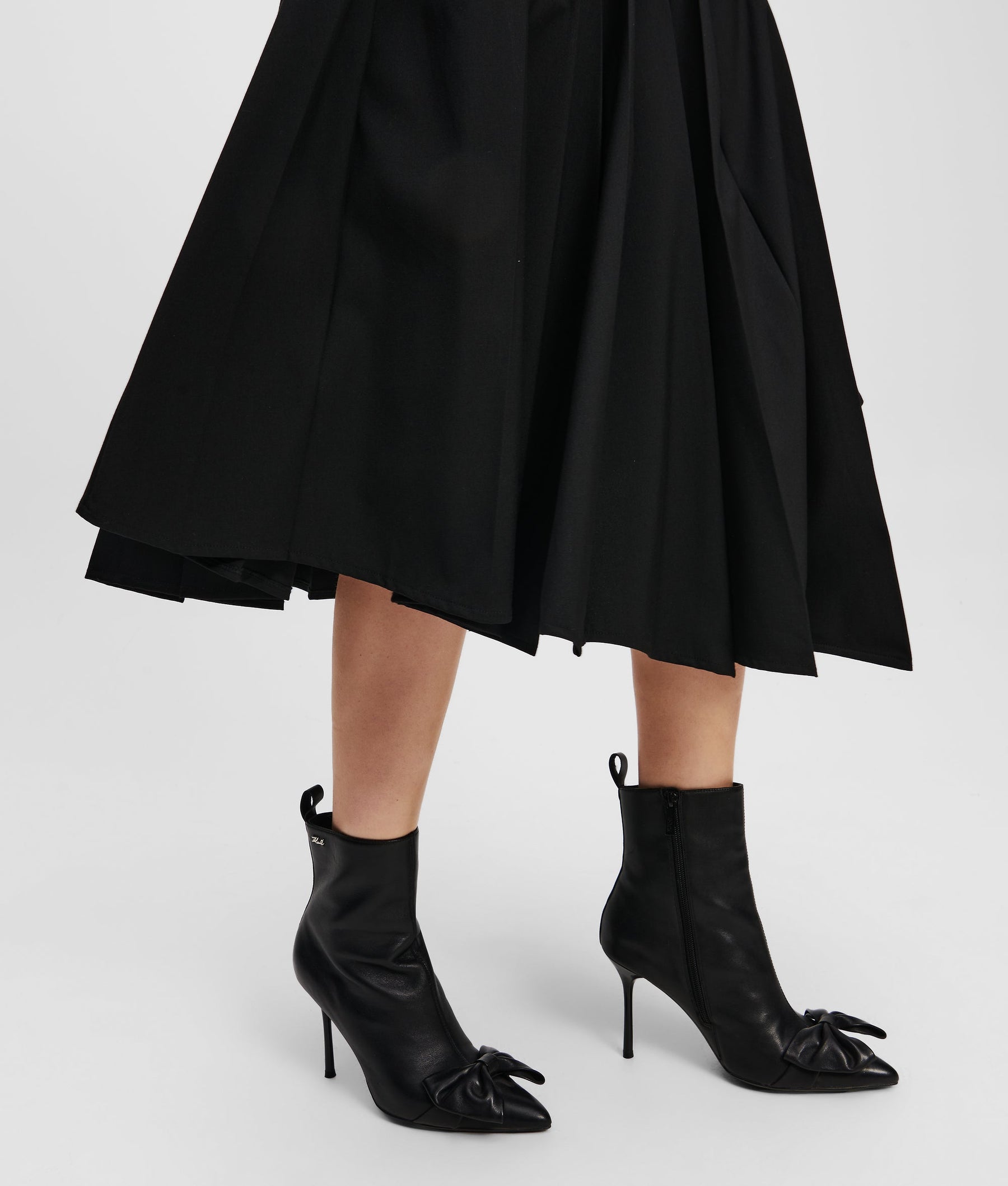 SARABANDE BOW ANKLE BOOTS