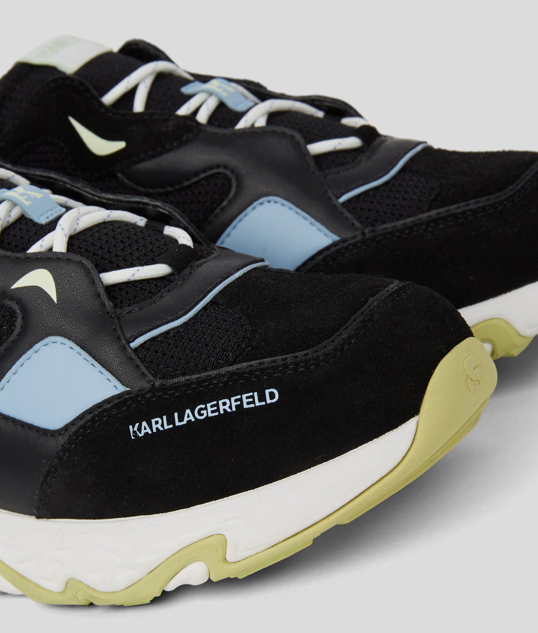 BLAZE STRIKE LEATHER TRAINERS