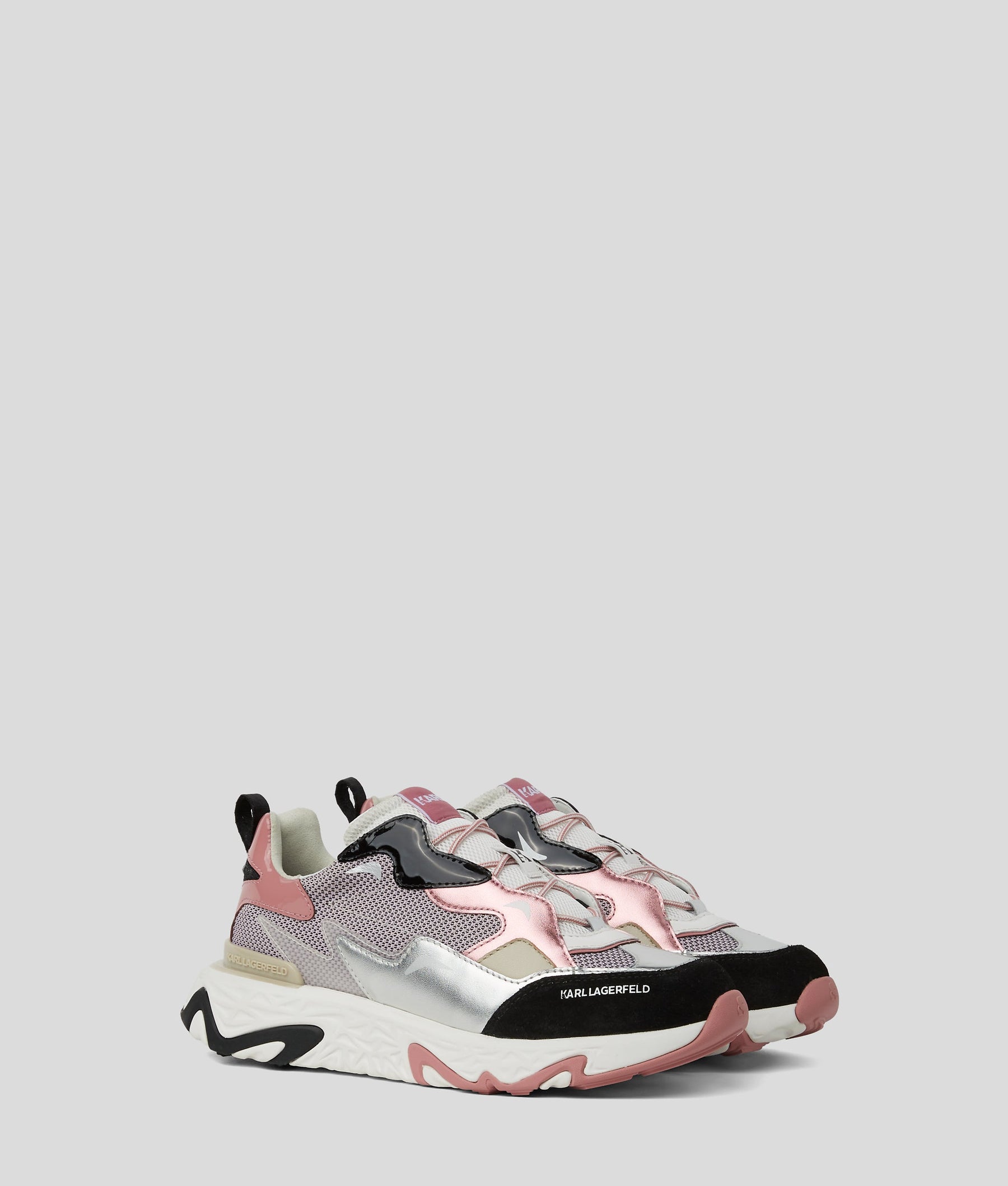 BLAZE STRIKE TRAINERS