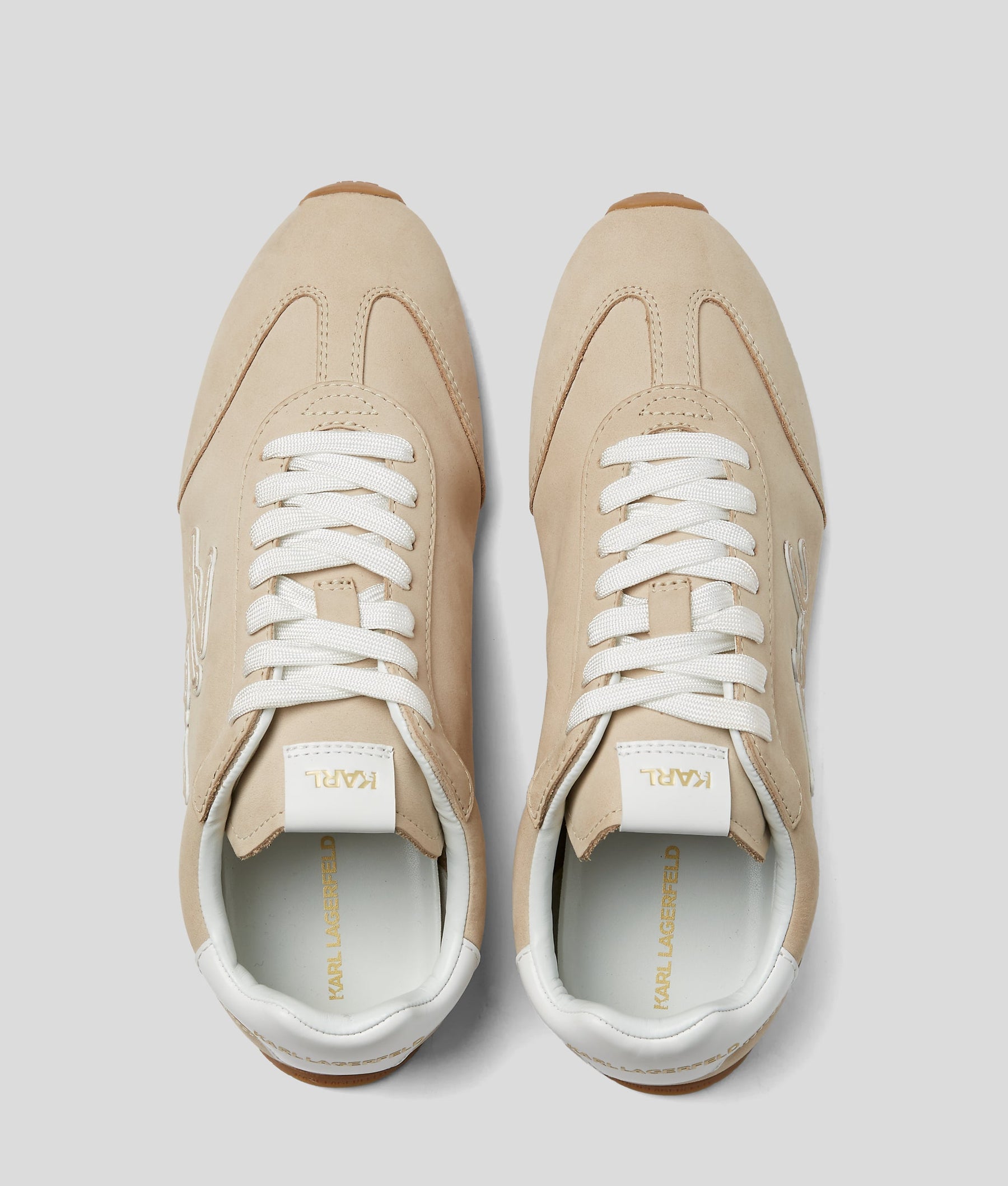 VENUS SIGNIA PATCH EMBROIDERED TRAINERS