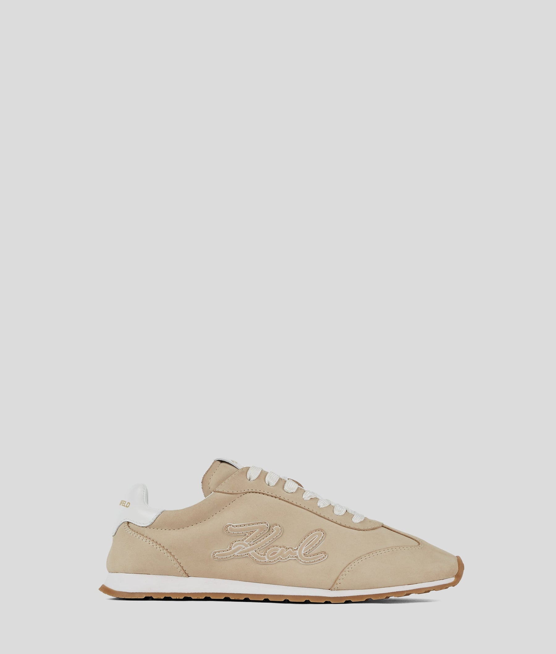 VENUS SIGNIA PATCH EMBROIDERED TRAINERS