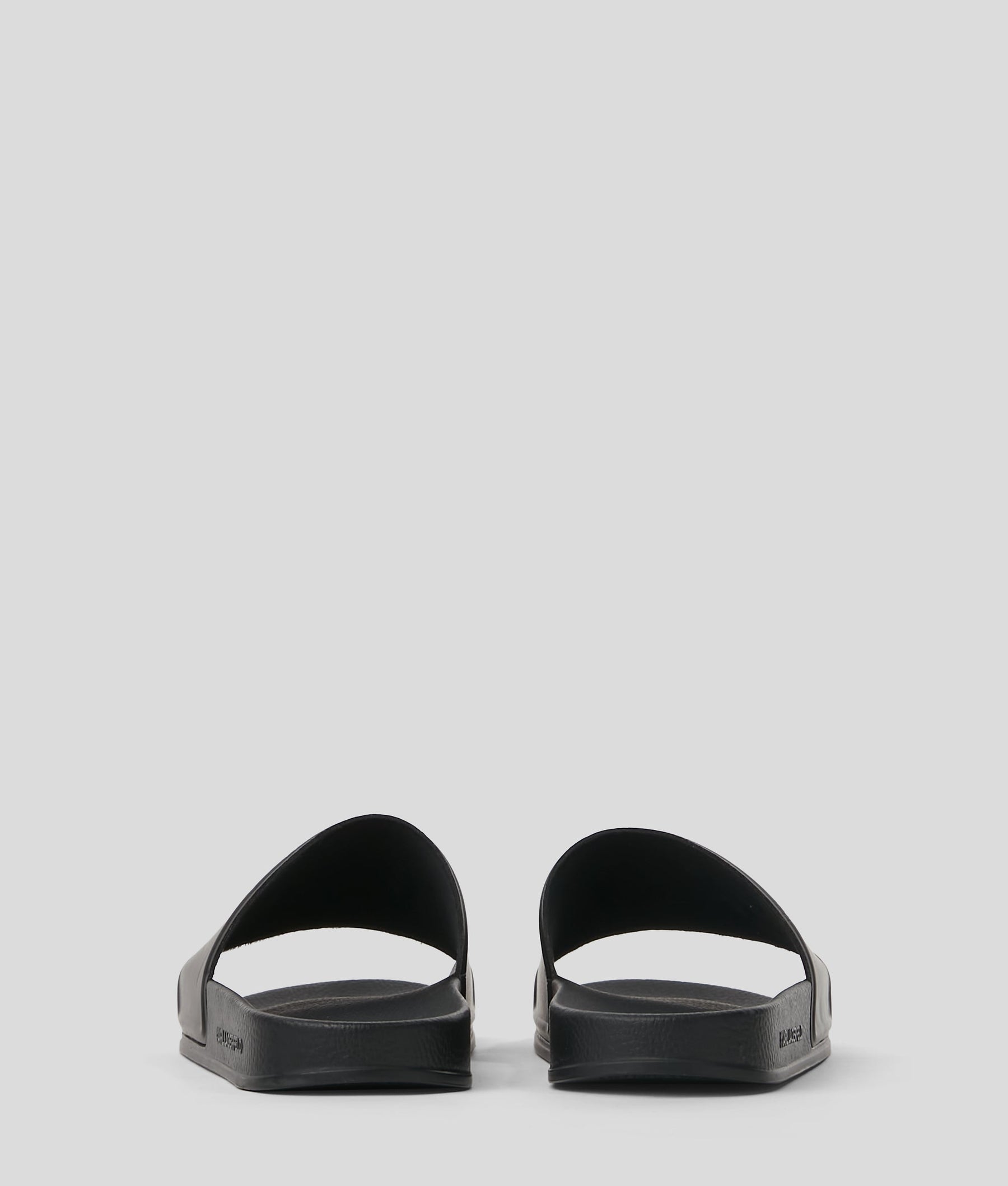 KONDO SIGNIA SLIPPERS