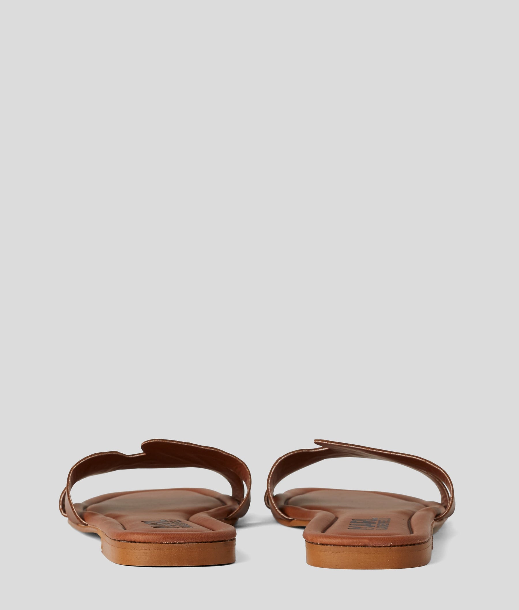 BRIO SIGNATURE CUT-OUT SANDALS