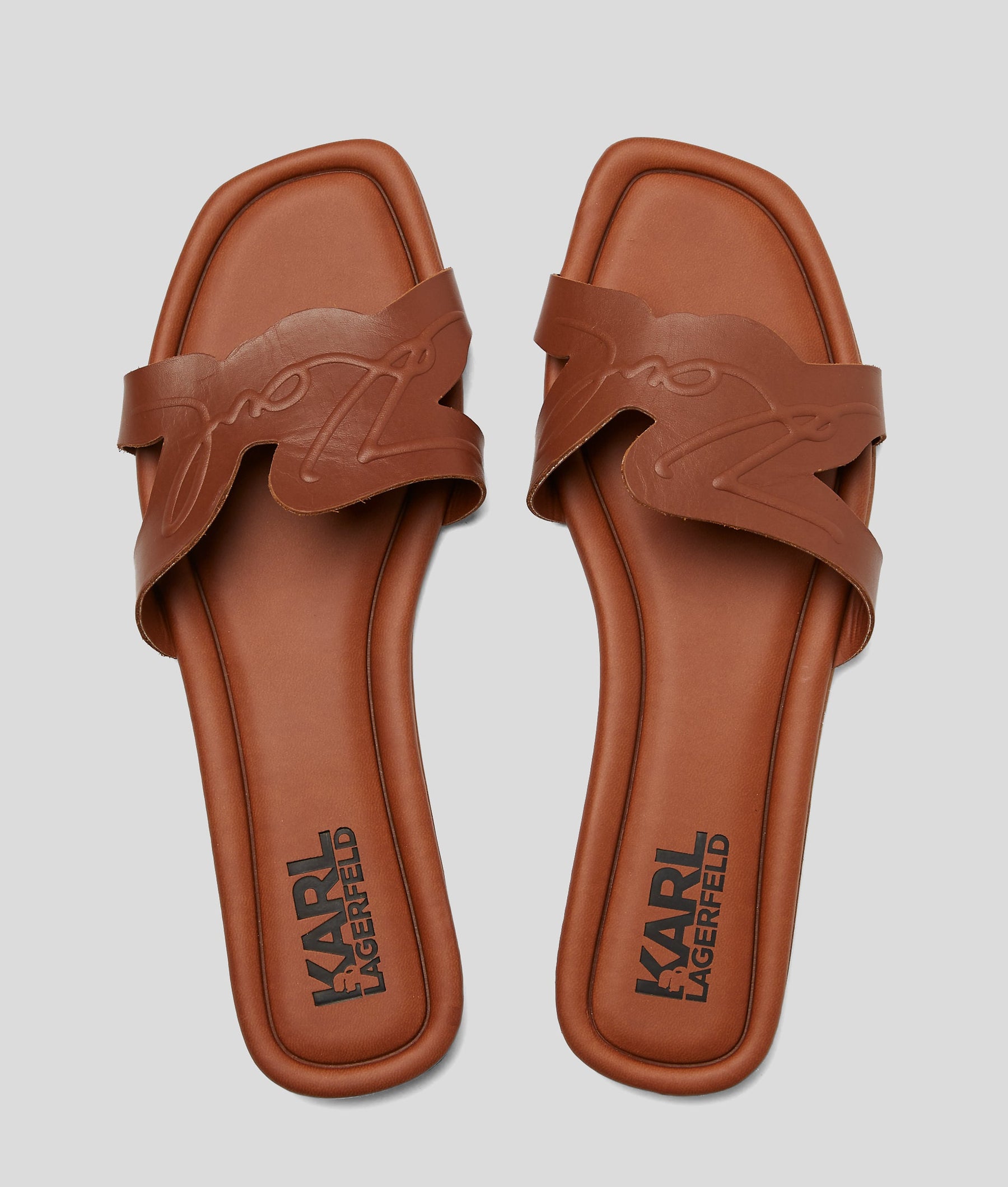 BRIO SIGNATURE CUT-OUT SANDALS