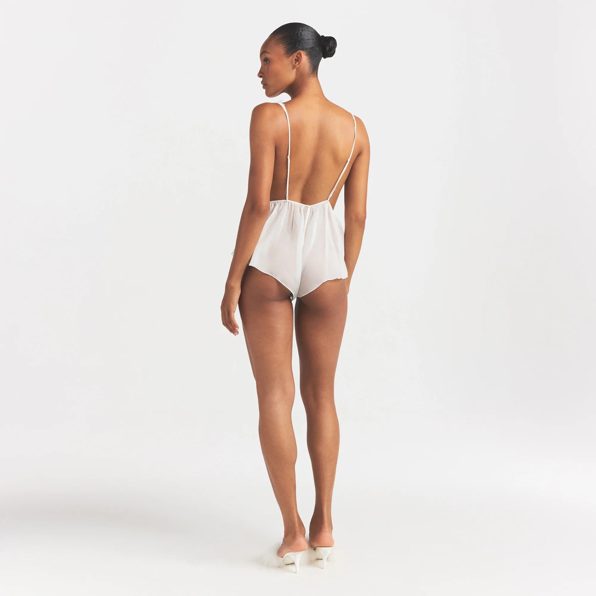 Skims Romance Plunge Teddy