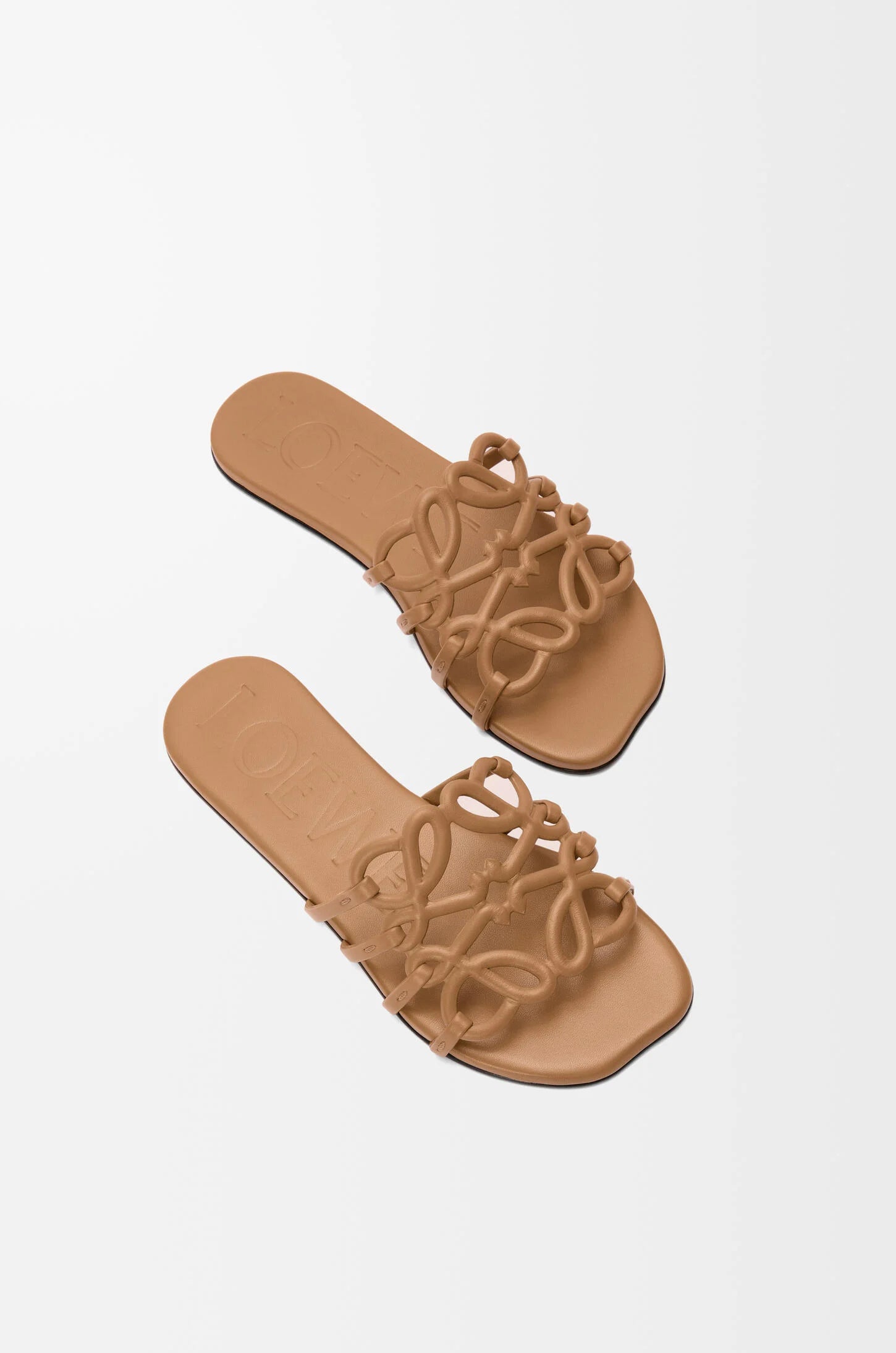 Petal Anagram slide in calfskin