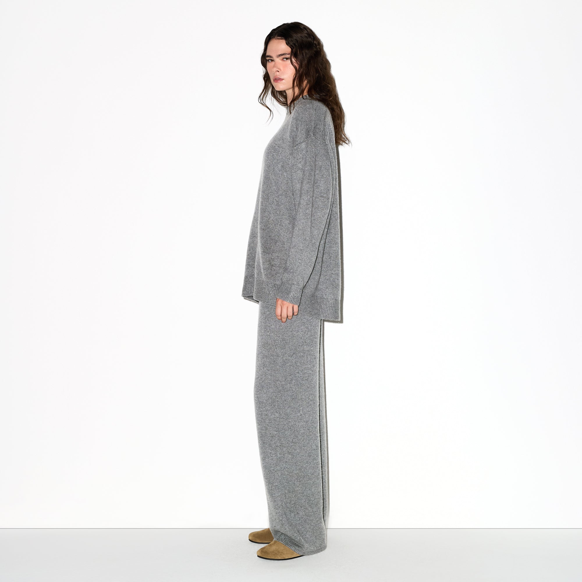 CASHMERE OVERSIZED SWEATER | DARK HEATHER GREY