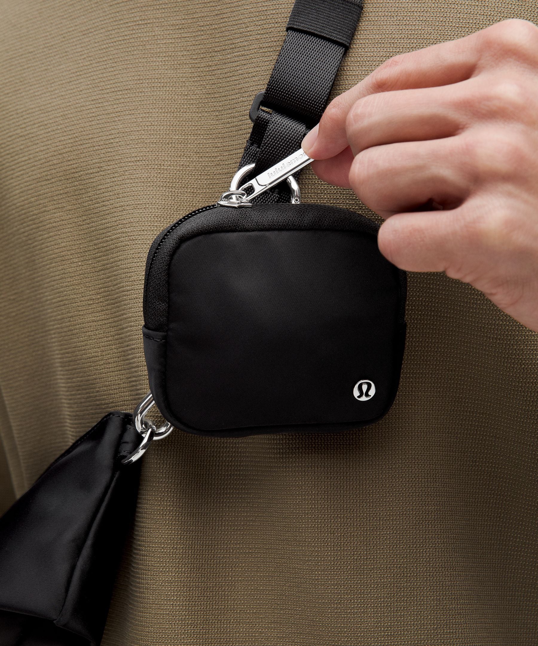 Dual-Pouch Sling