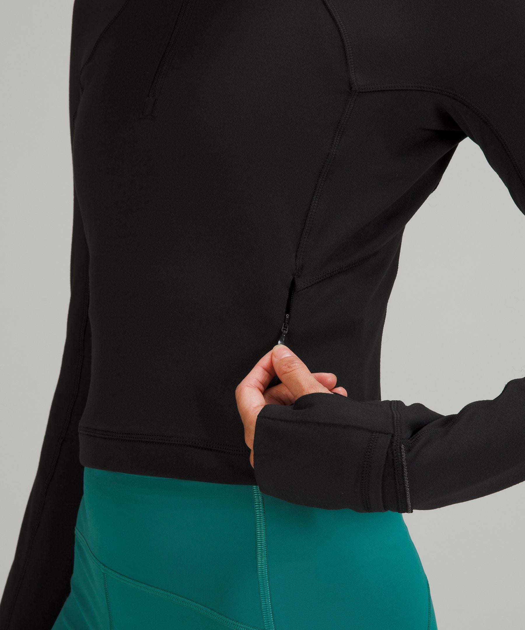 It's Rulu Cropped Half Zip