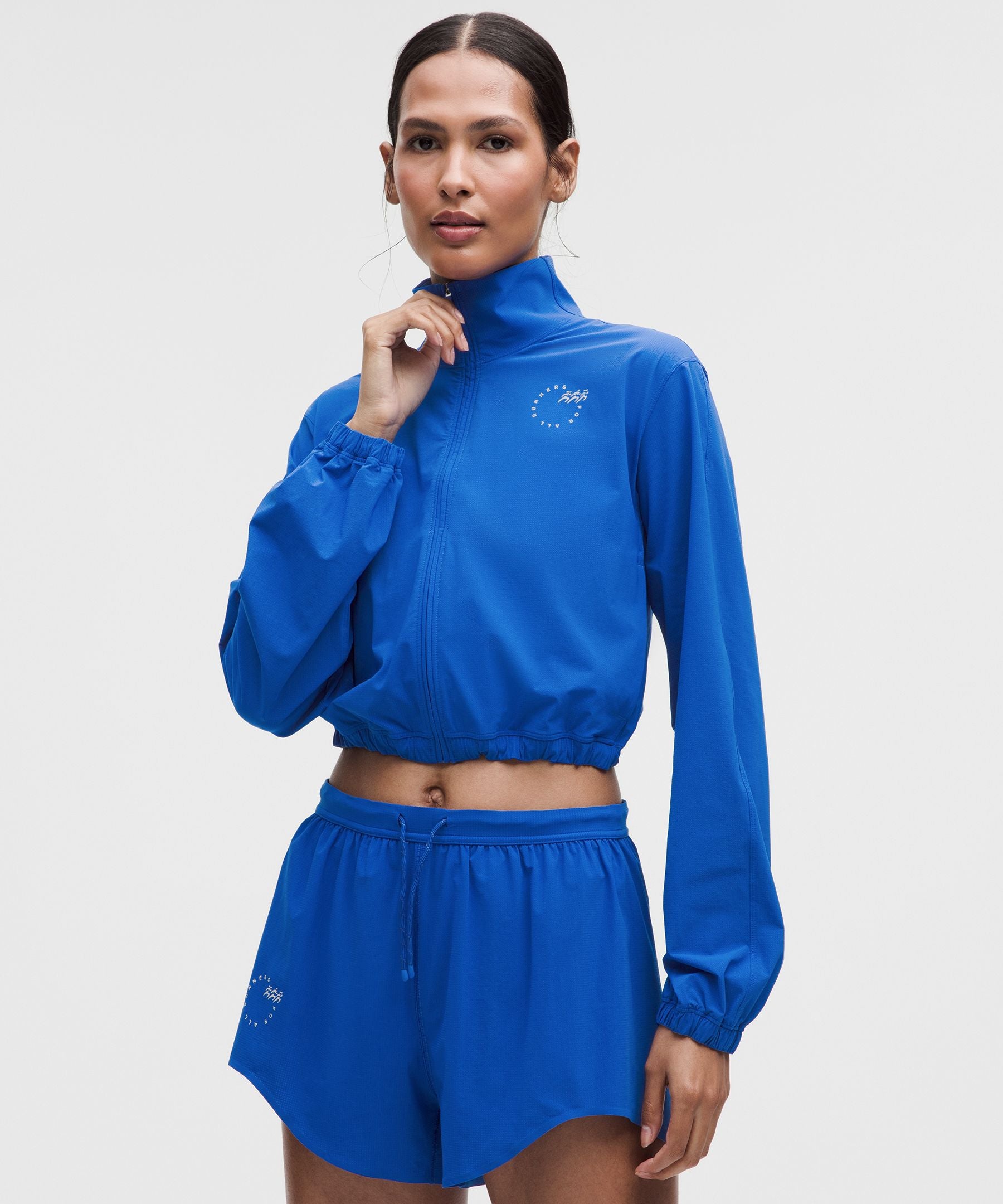 Mile Maker Run Crew Graphic Cinch-Hem Jacket