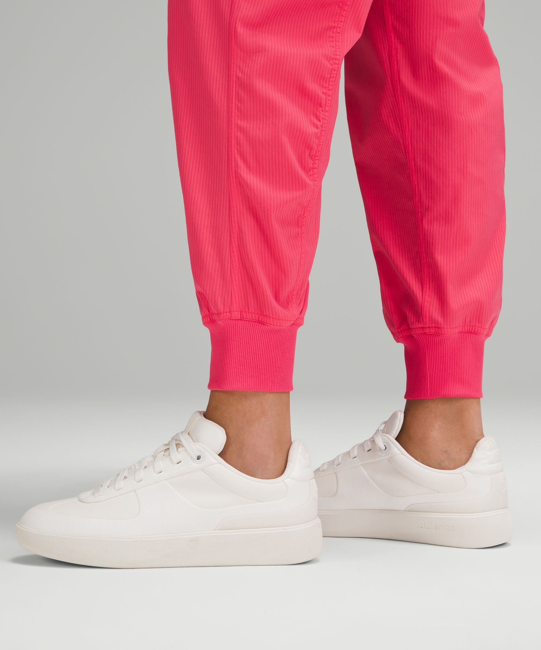 Dance Studio Relaxed-Fit Mid-Rise Cargo Jogger