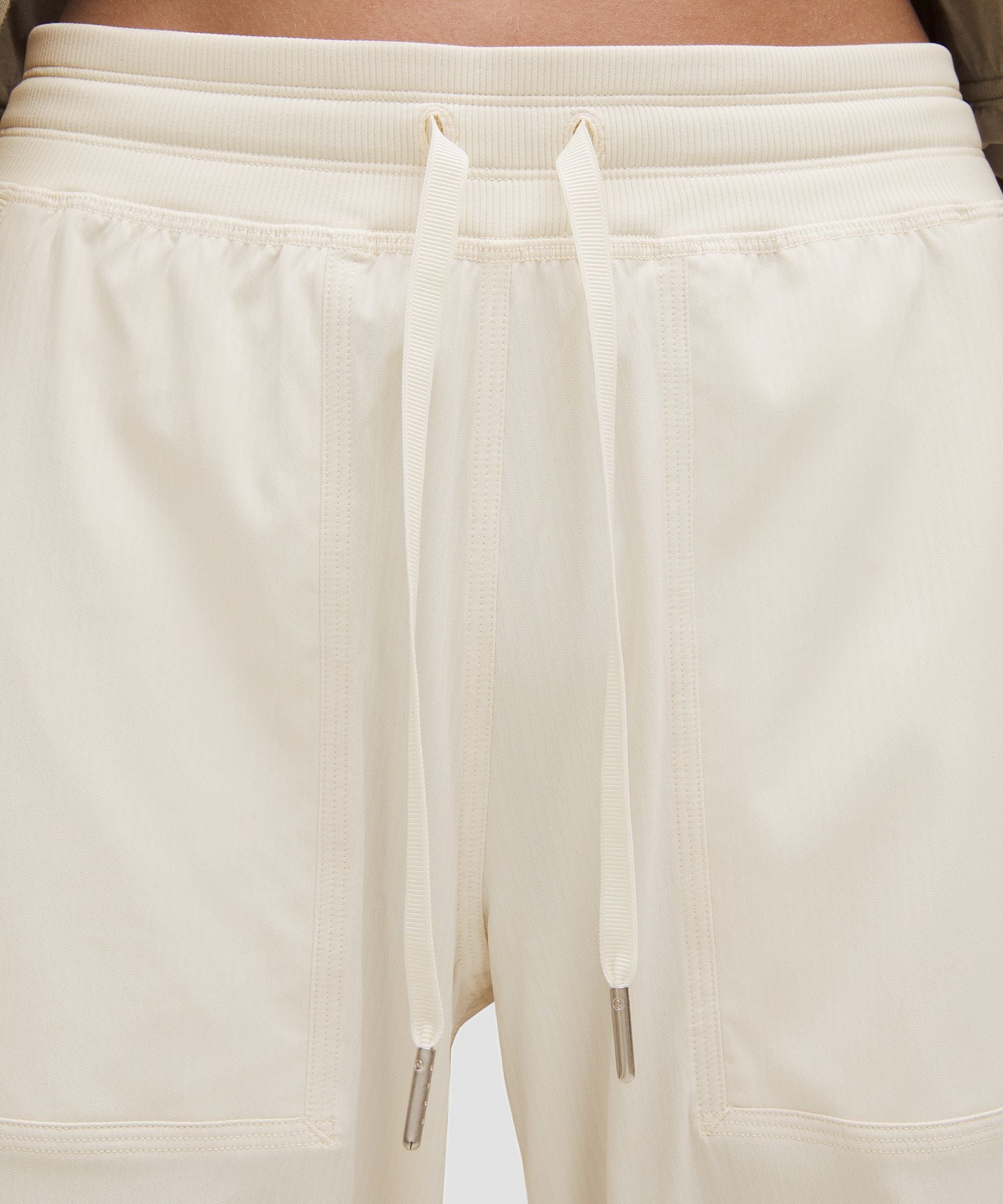Dance Studio Relaxed-Fit Mid-Rise Cargo Pant