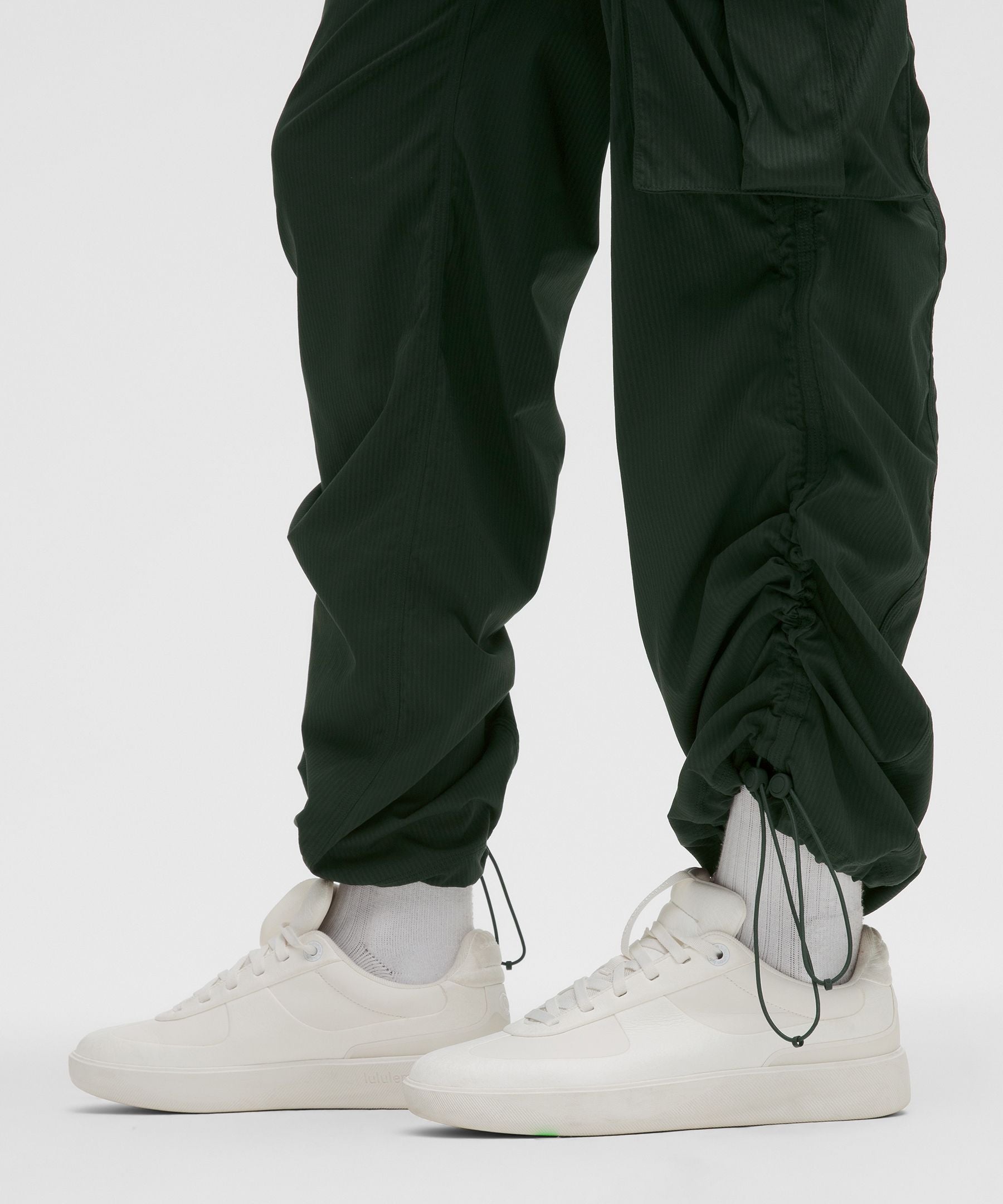 Dance Studio Relaxed-Fit Mid-Rise Cargo Pant