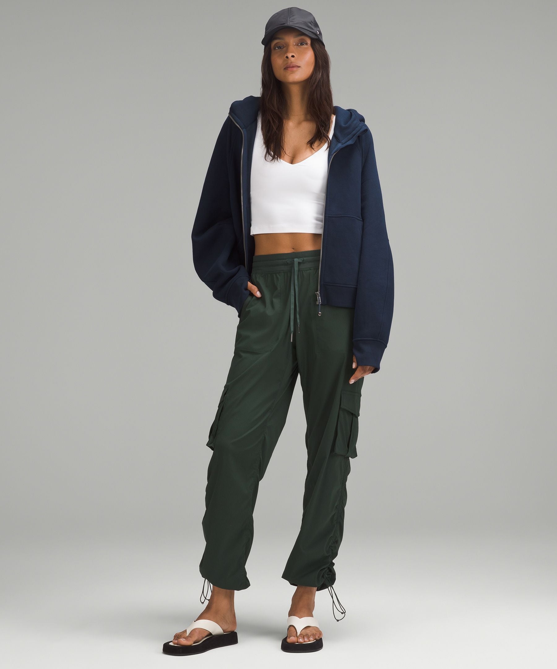 Dance Studio Relaxed-Fit Mid-Rise Cargo Pant