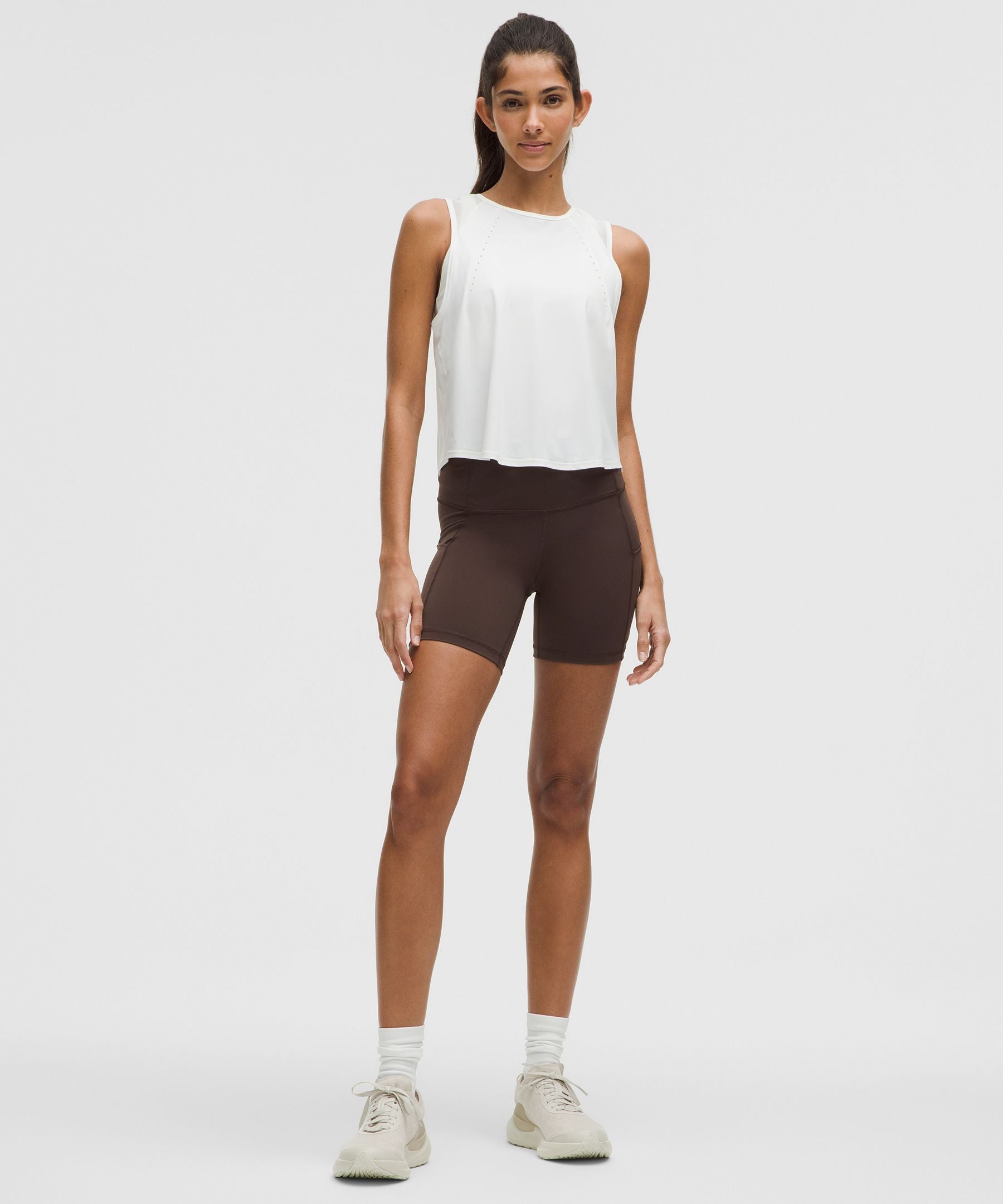 Fast and Free High-Rise Short 6" *7 Pocket