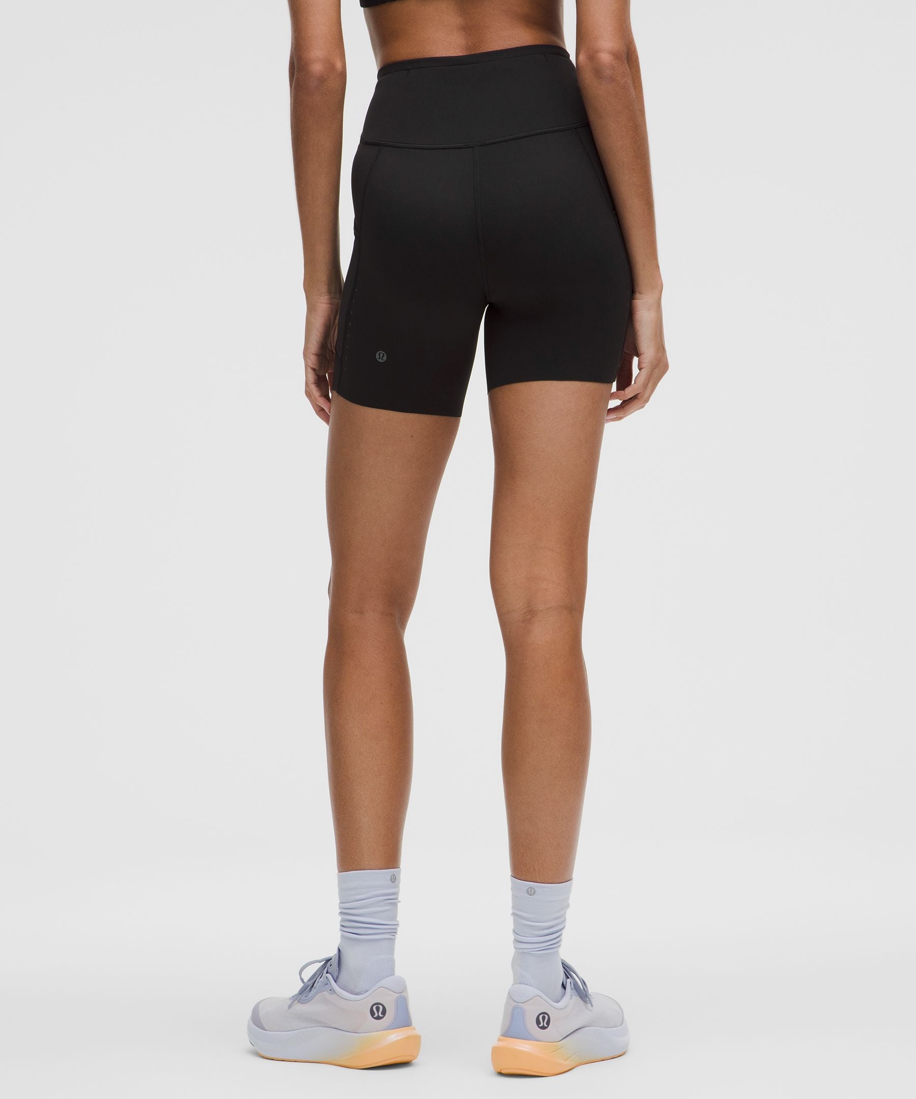 Fast and Free High-Rise Short 6" *5 Pocket