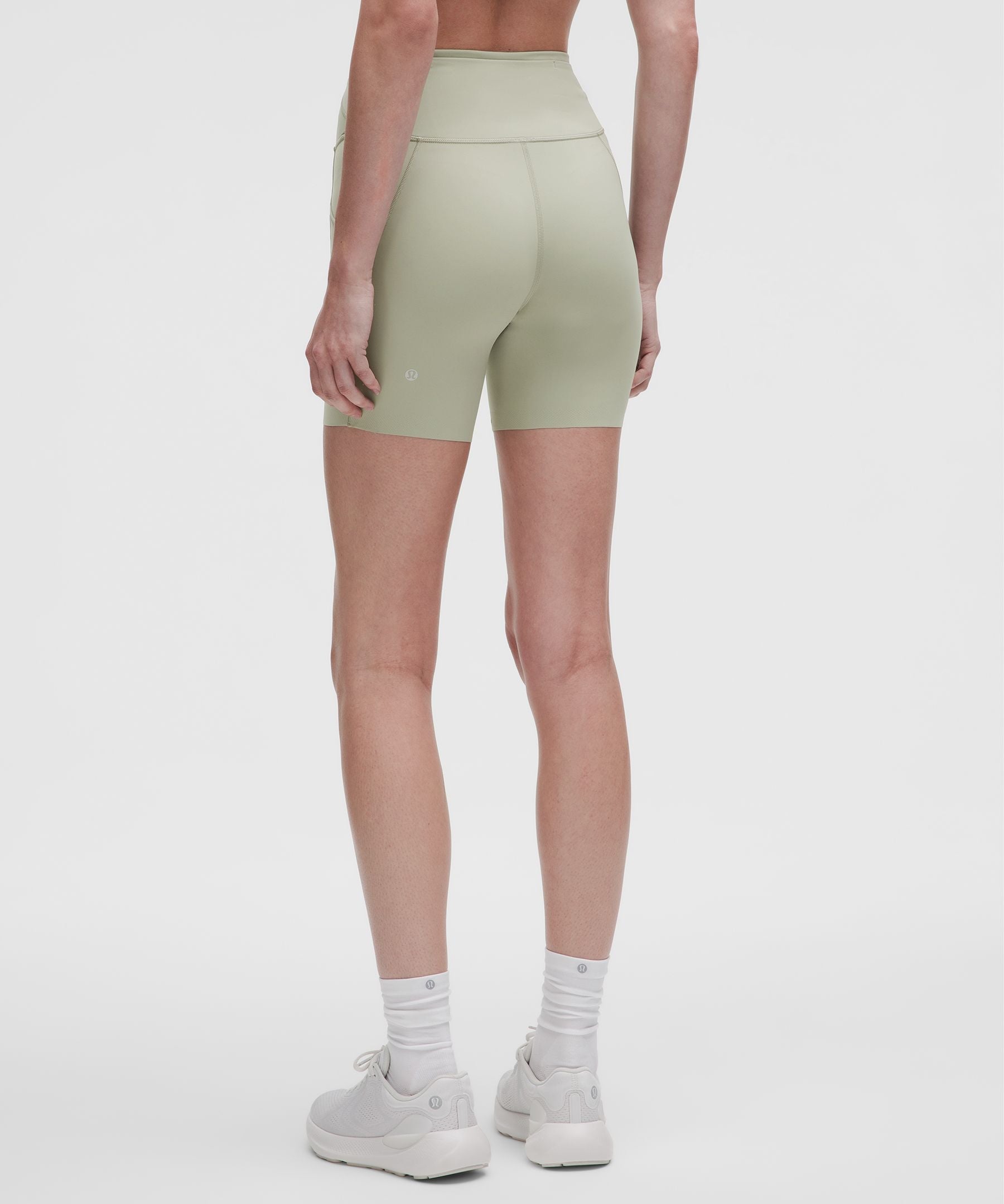 Fast and Free High-Rise Short 6" *5 Pocket