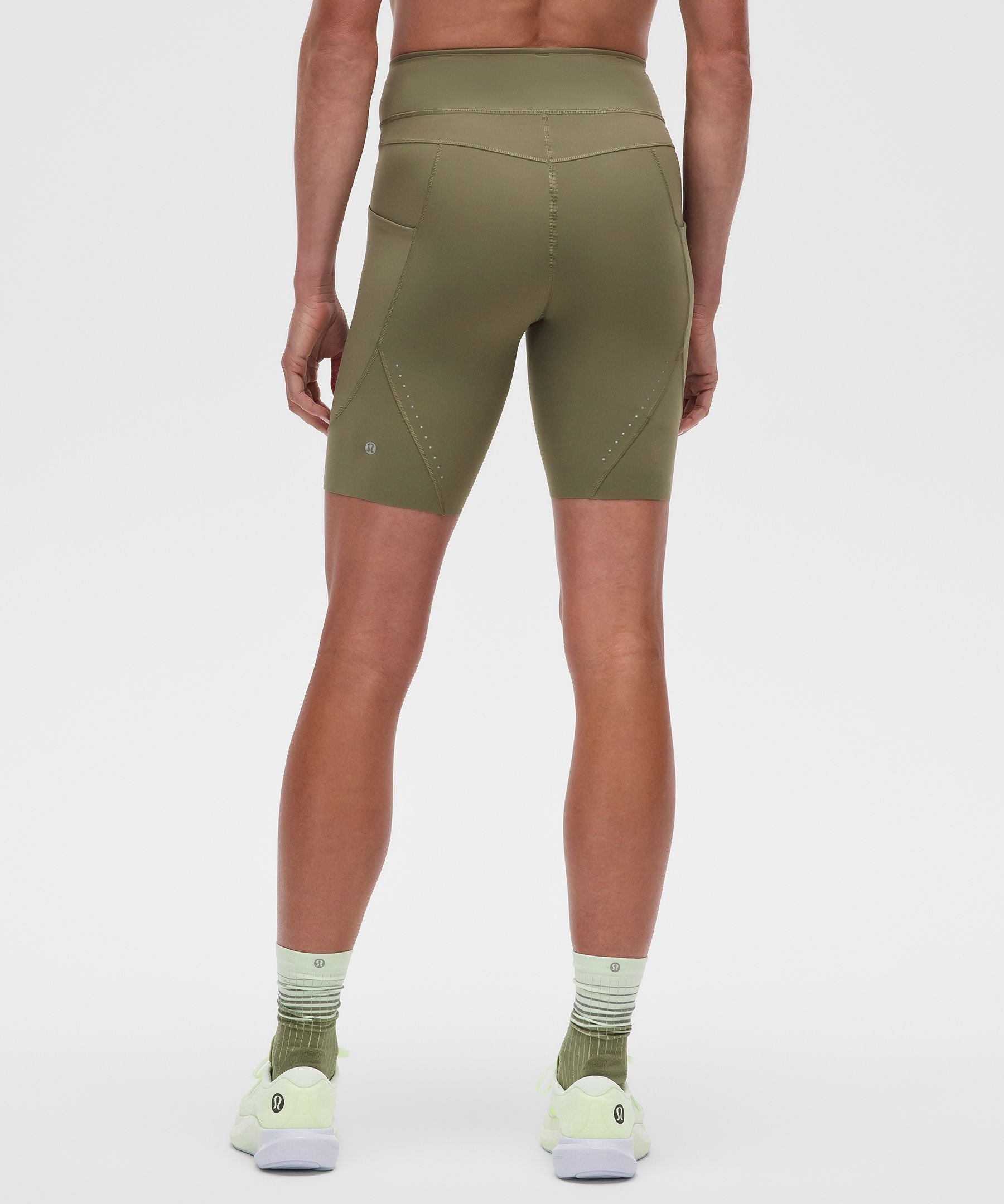 Women's Fast and Free Short 8" Light *Special Edition