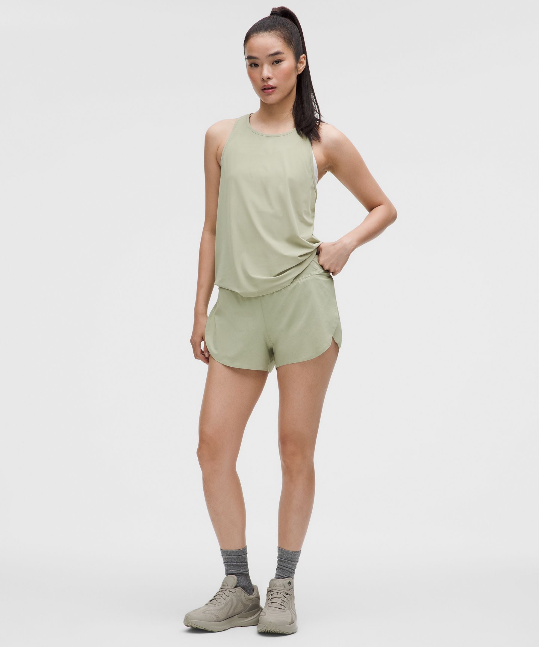 Fast and Free High-Rise Classic-Fit Split Short 3"