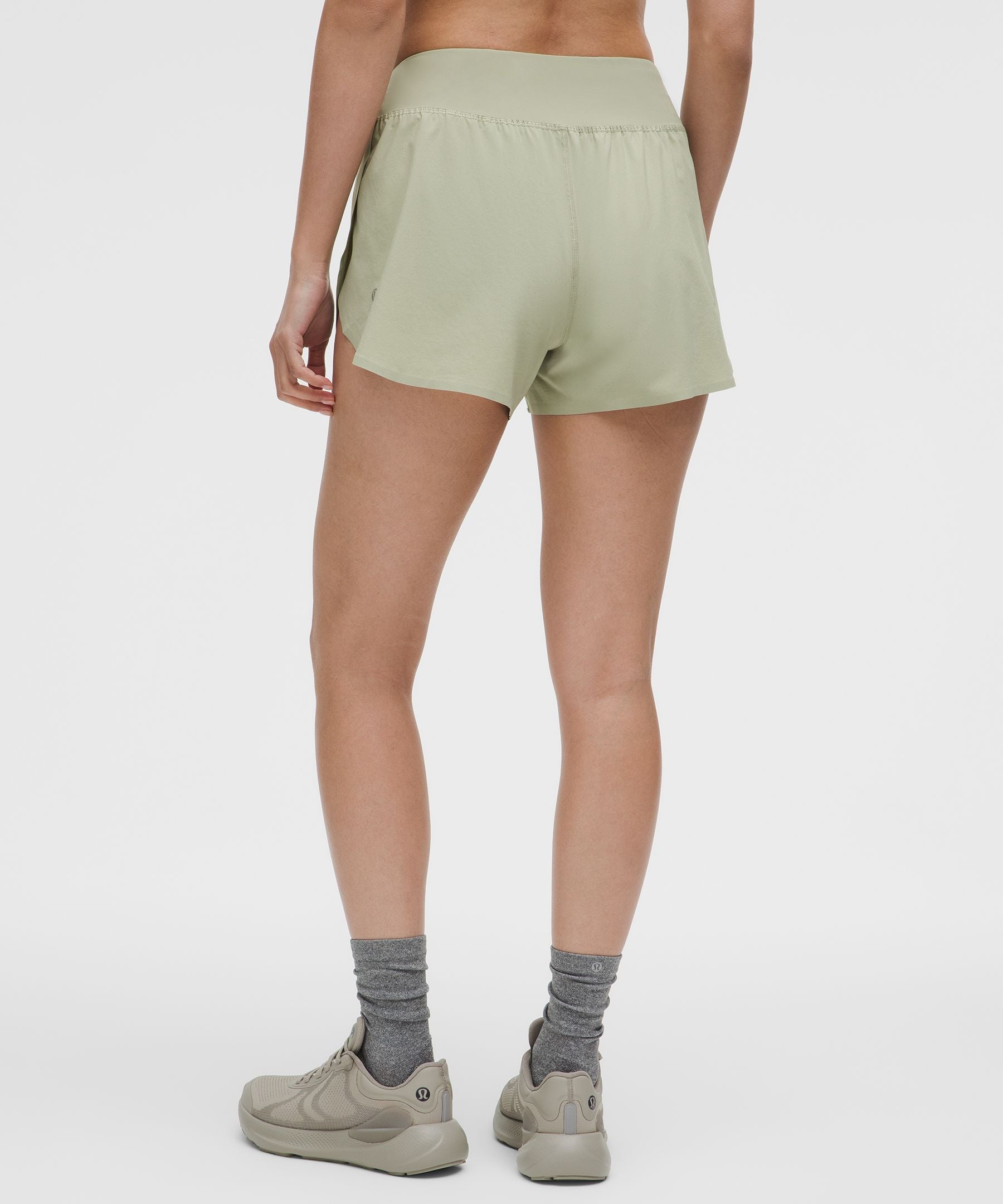 Fast and Free High-Rise Classic-Fit Split Short 3"