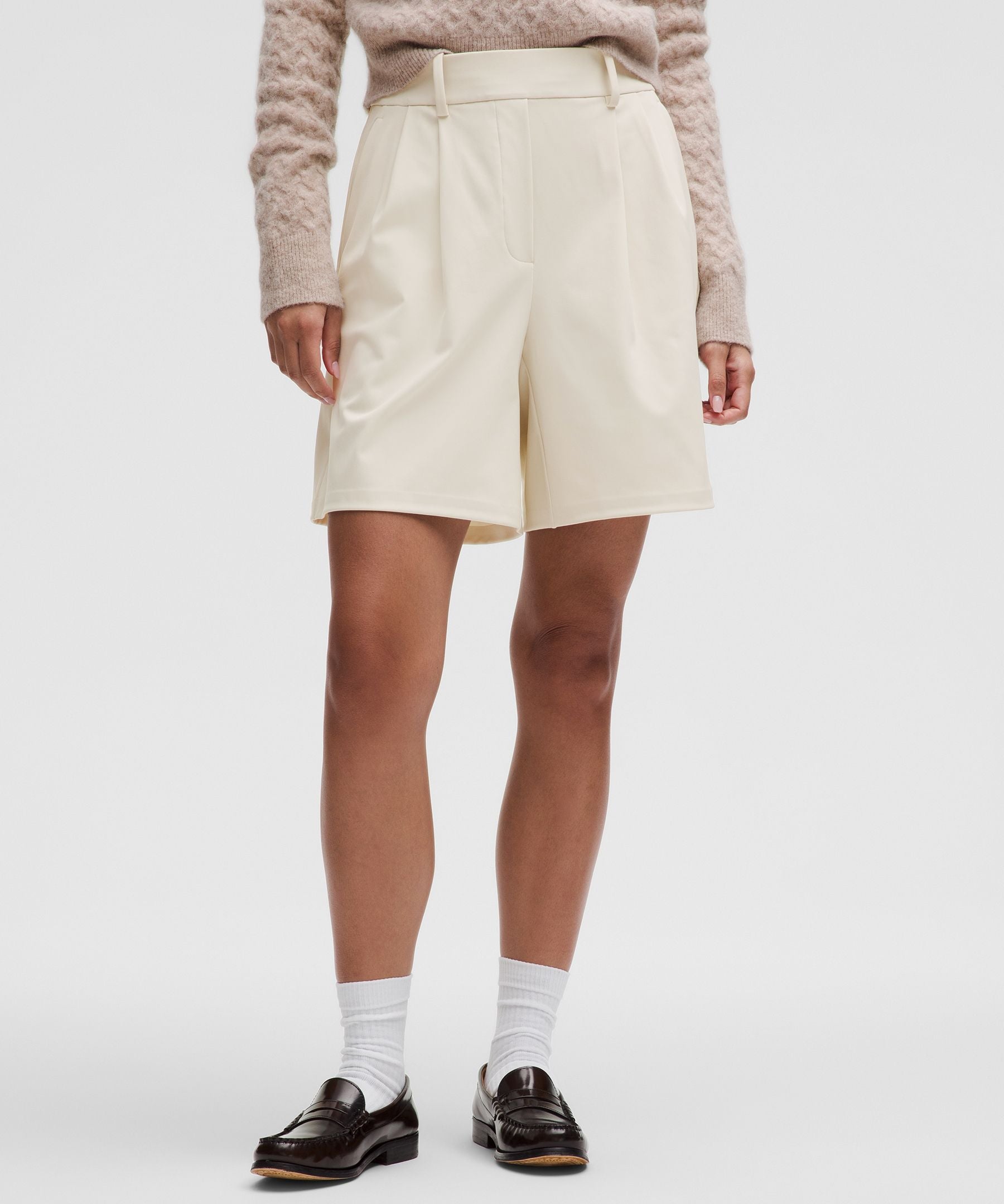 Daydrift Pleated High-Rise Short 7"