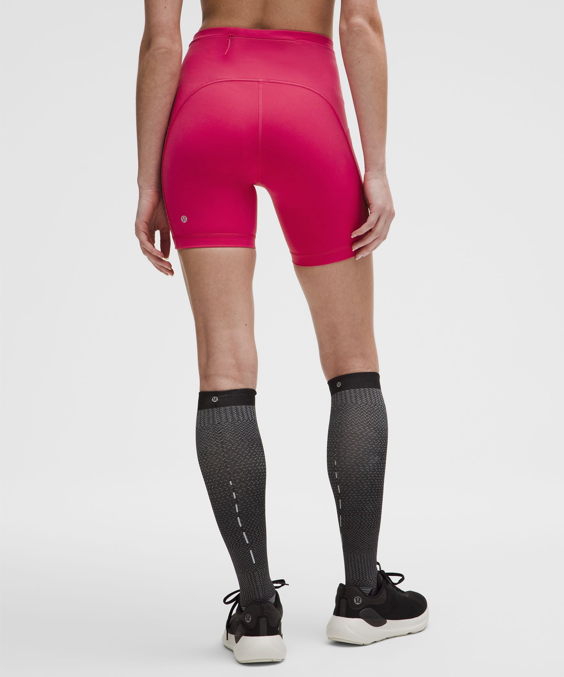 Swift Speed High-Rise Short 6"