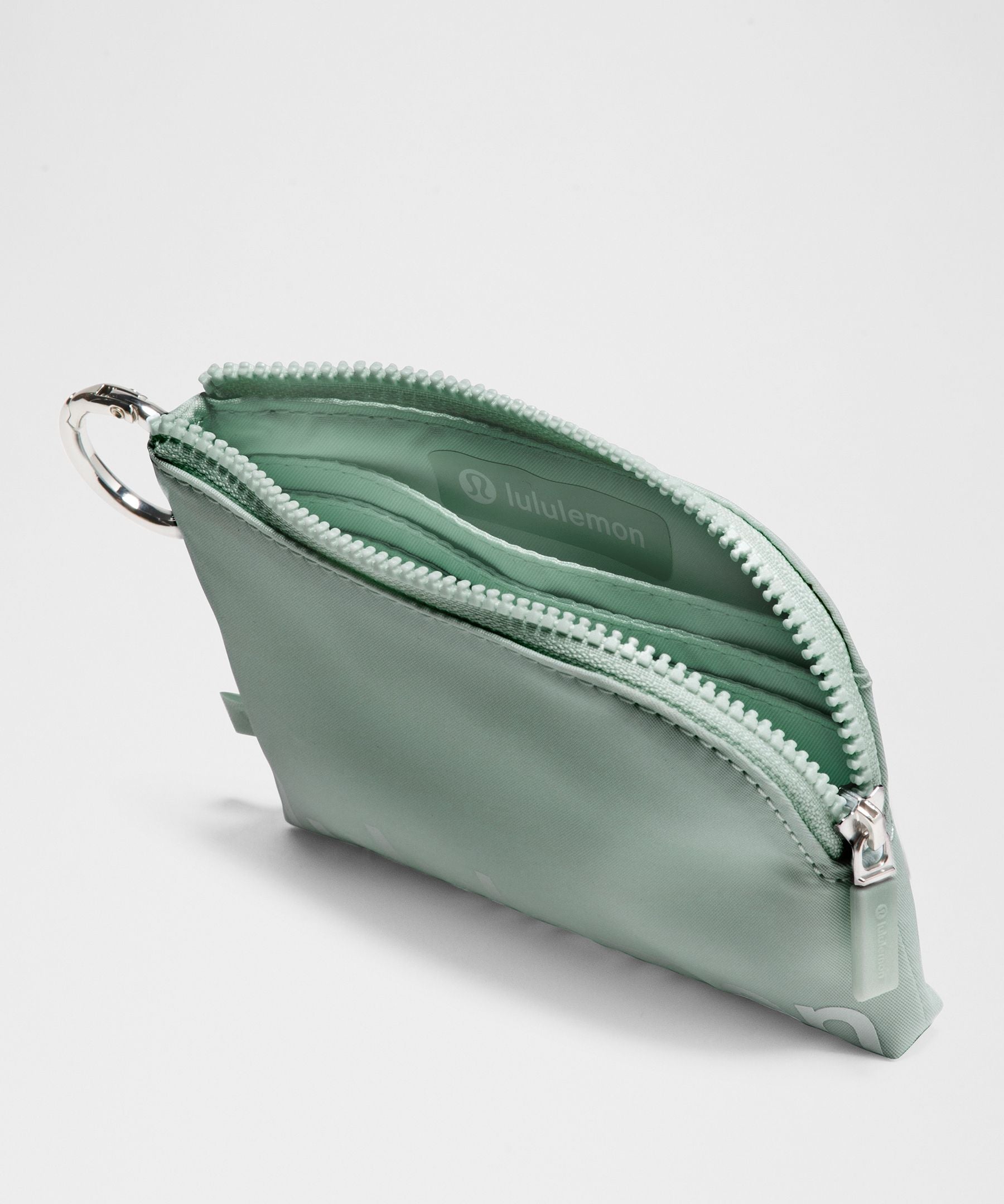 Clippable Card Pouch