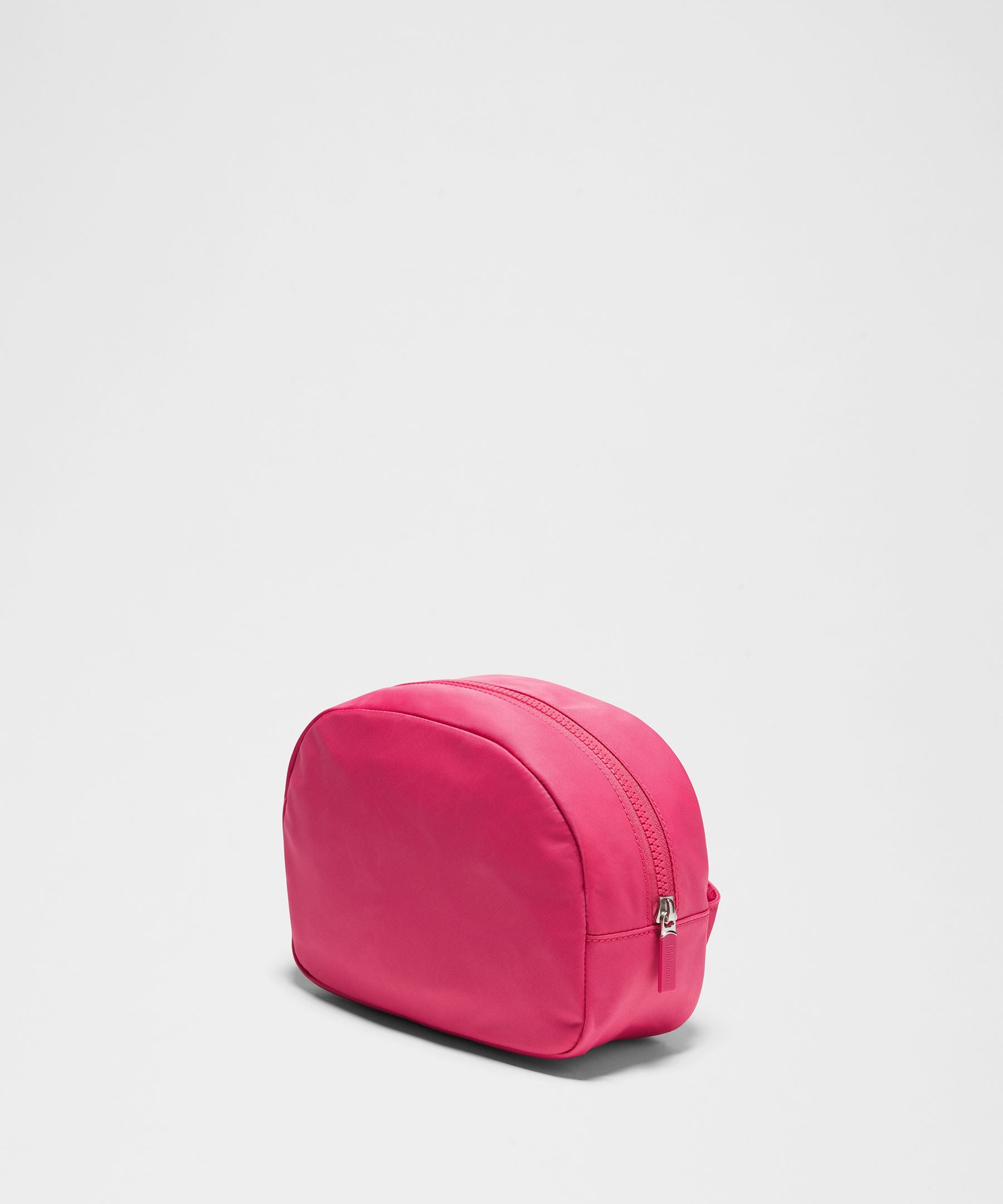 City Essentials Pouch 4L