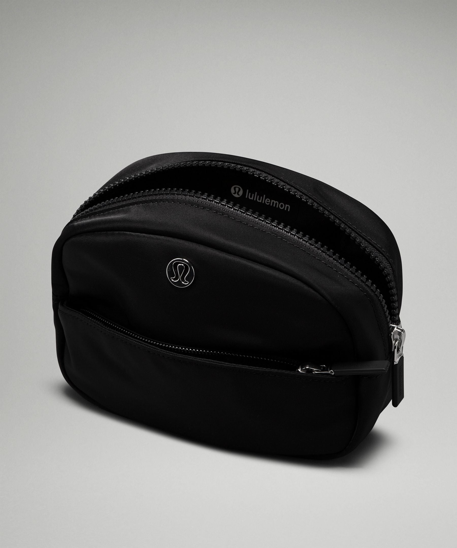 City Essentials Pouch *Mini 2L