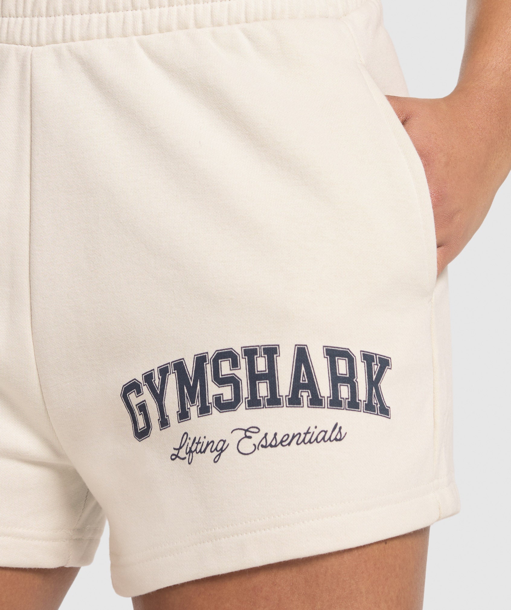 Gymshark Lifting Essentials Graphic Brushed 4' Shorts - Oat White