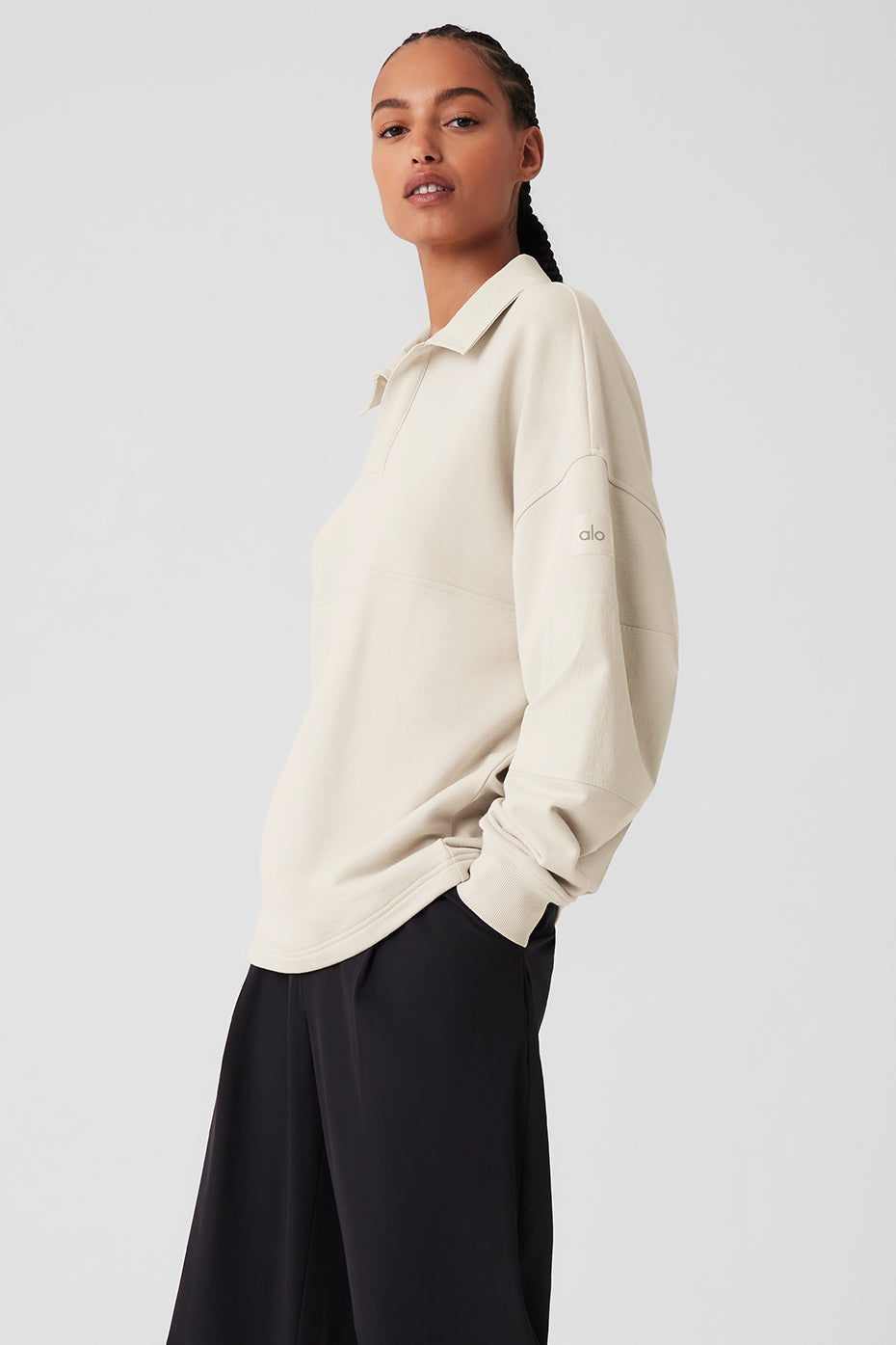 Mixmatch Rugby Sweatshirt in beige featuring a sharp collar and dropped shoulders for a stylish oversized fit.
