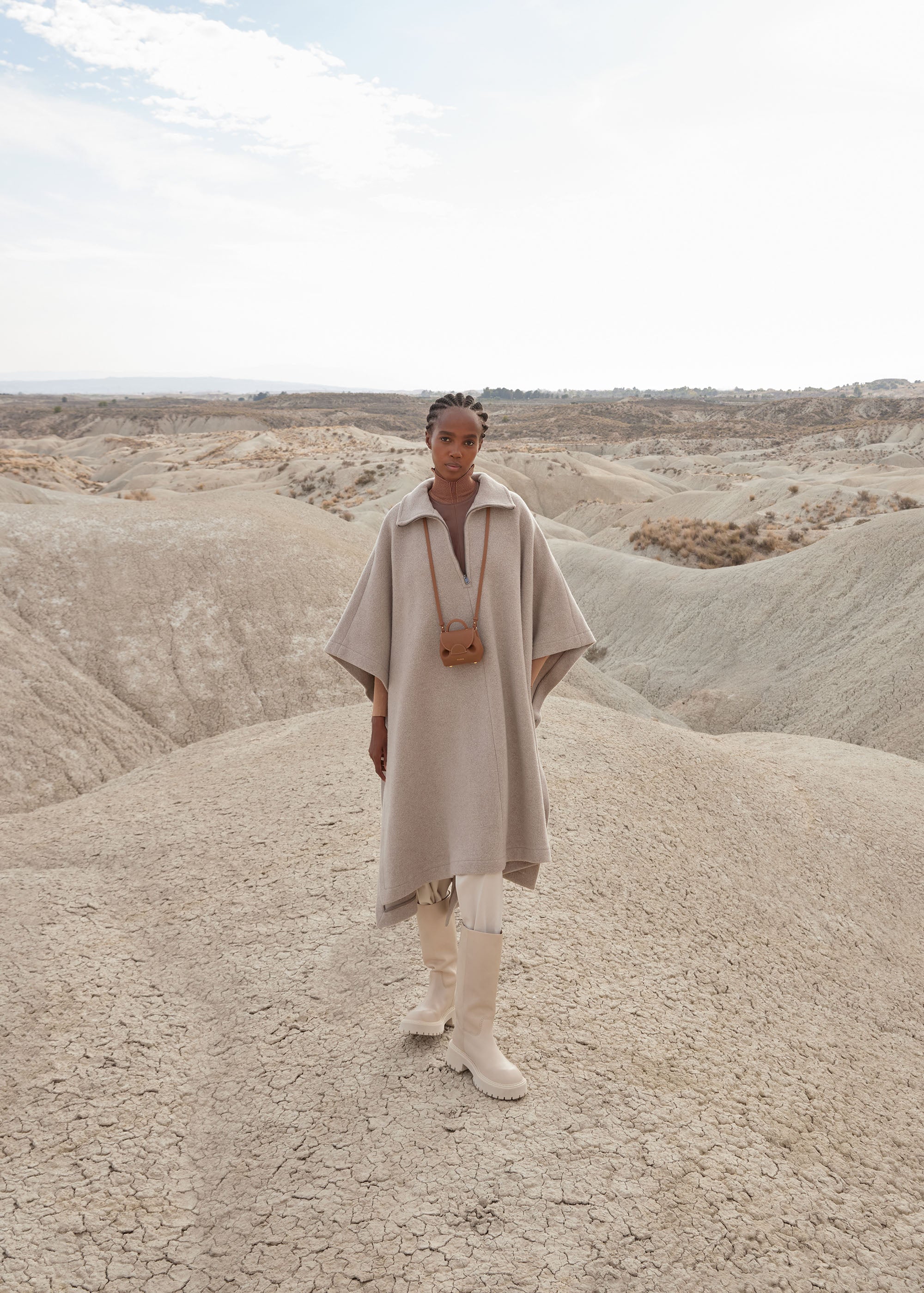 Numéro Un Micro - Textured Camel