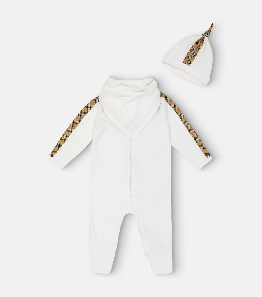 Baby onesie, bib and hat set