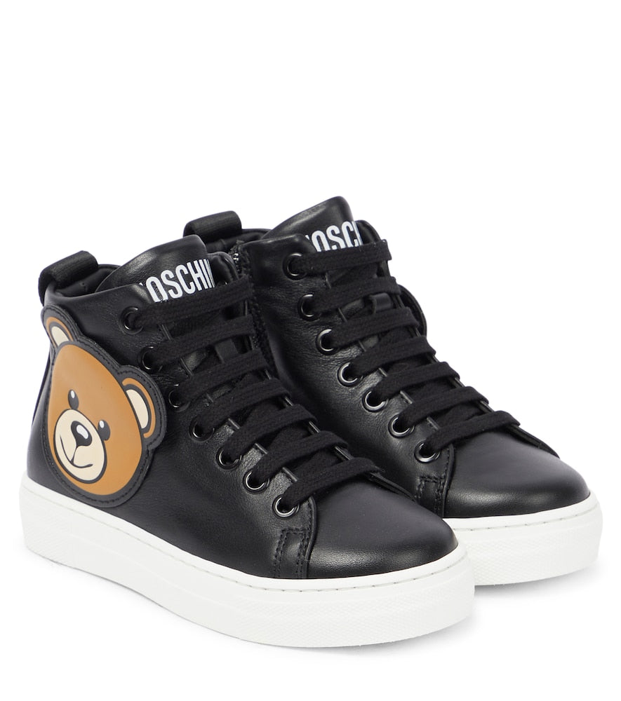 Leather sneakers