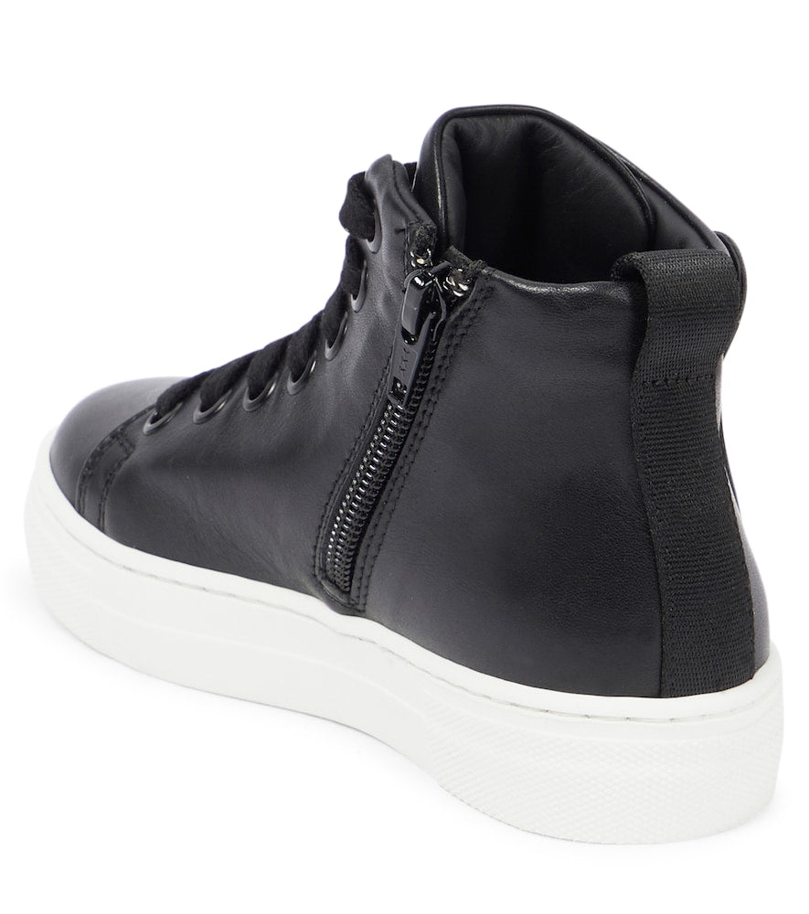Leather sneakers