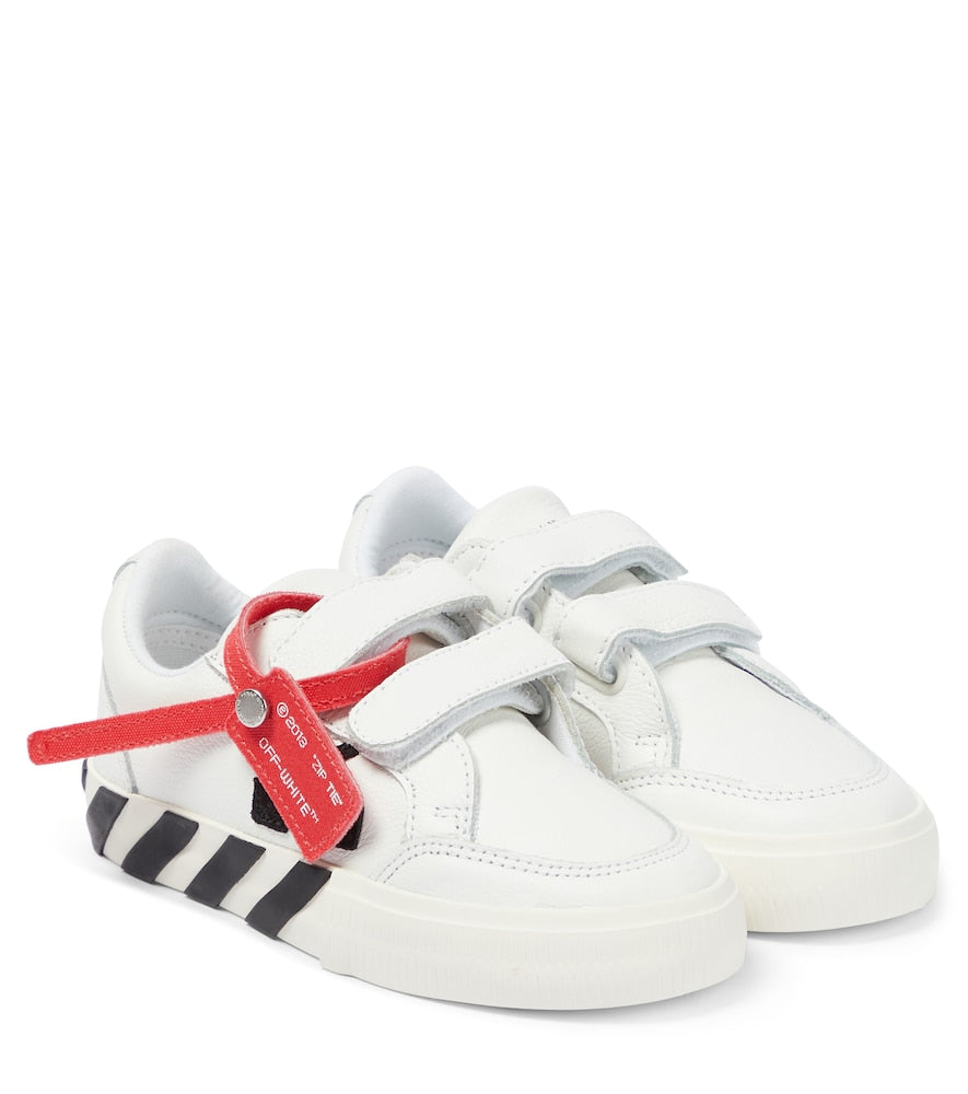 Low Vulcanized leather sneakers