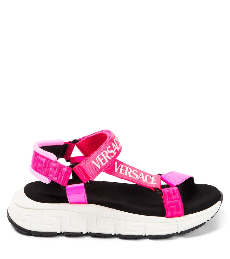 Logo Trigreca sandals