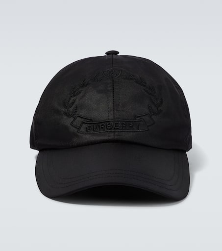 Logo embroidered baseball cap