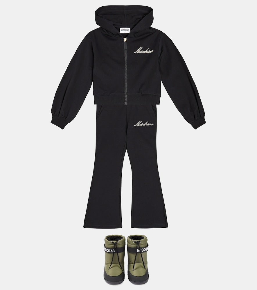 Logo snow boots