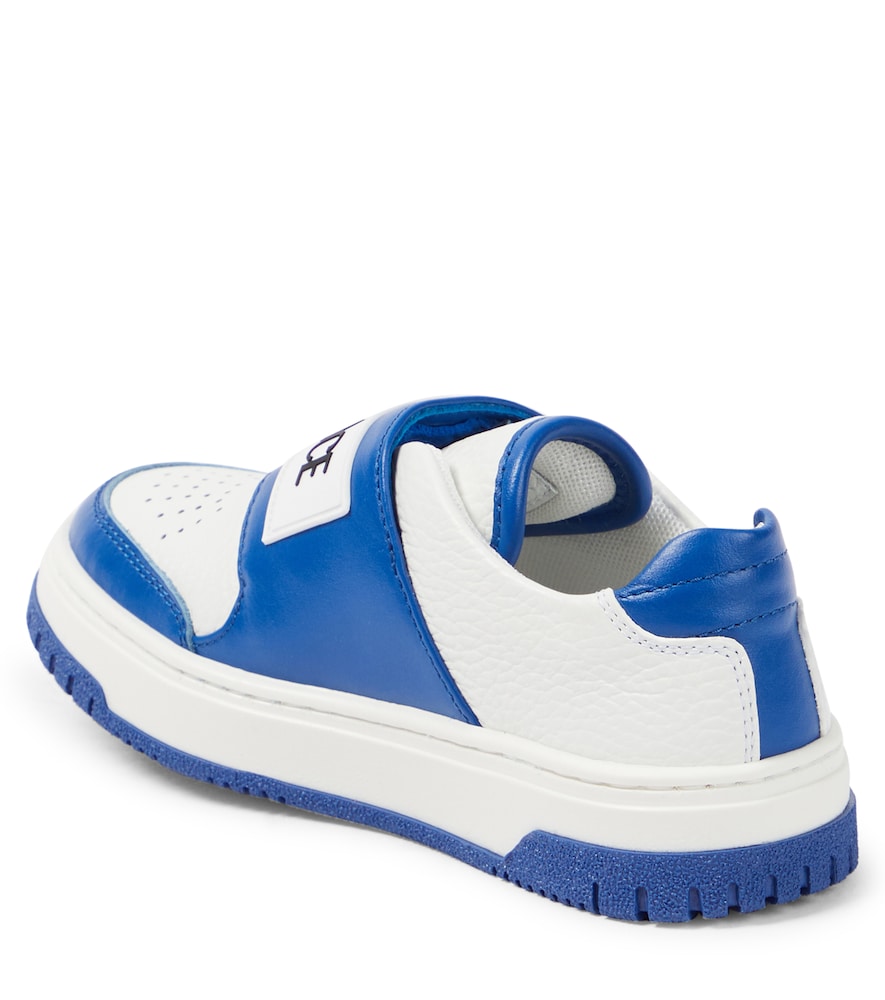 Leather sneakers