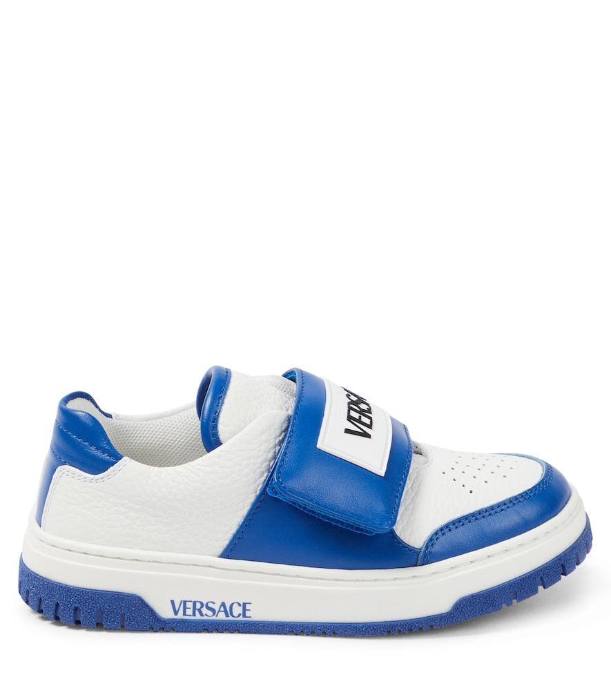 Leather sneakers